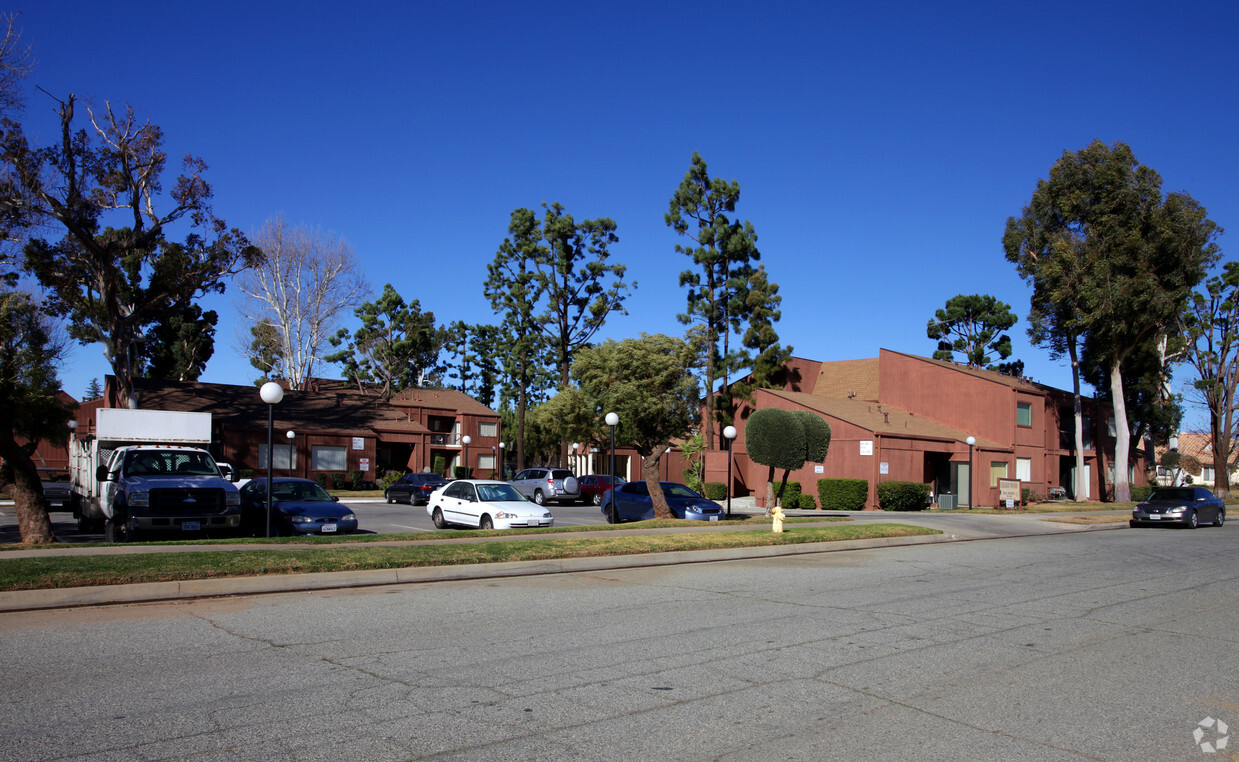 Primary Photo - Cherrywood Senior Apartments