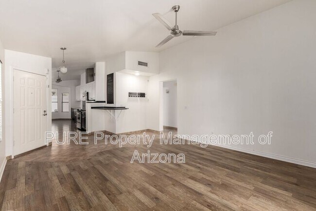 Building Photo - 4718 E Mossman Rd