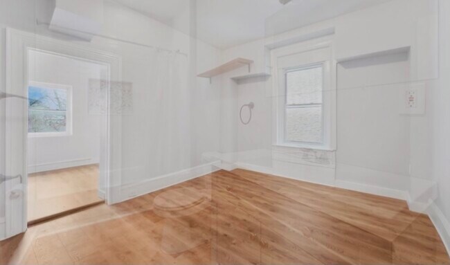 Building Photo - 2321 N Park Ave