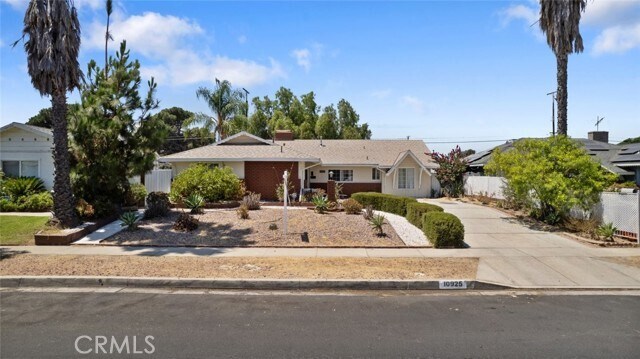 Foto principal - 10925 Goss St
