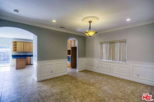 Building Photo - 18718 Lanark St