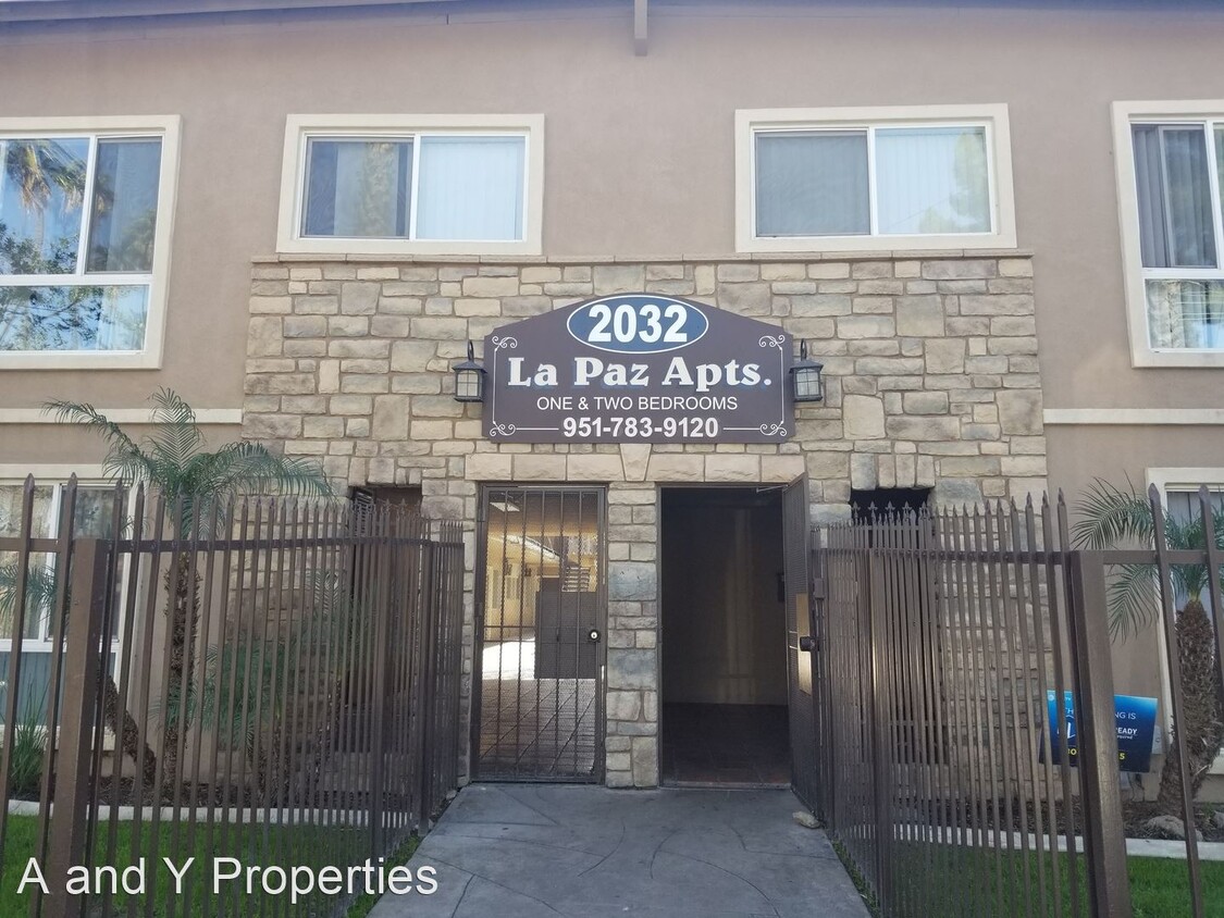 Primary Photo - 2032 W Linden St