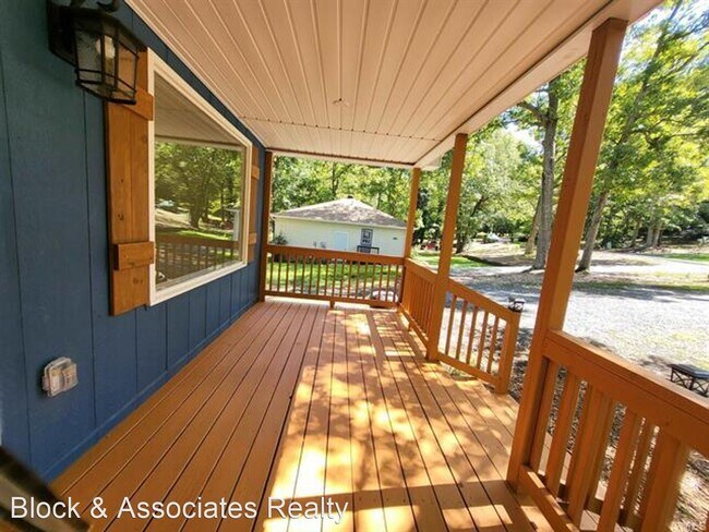 Foto del edificio - 3 br, 1.5 bath House - 8717 Peach Tree Dr