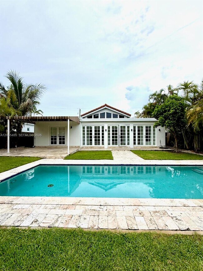 Foto del edificio - 1365 Daytonia Rd