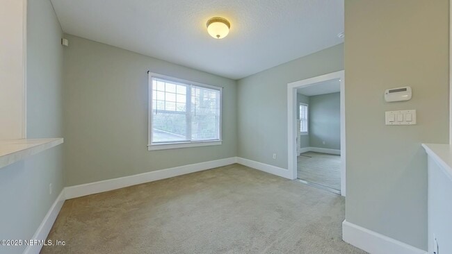 Foto del edificio - 2920 Dellwood Ave