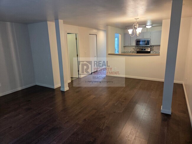 Foto del edificio - Check out this adorable 2.0 bedroom, 2.5 b...