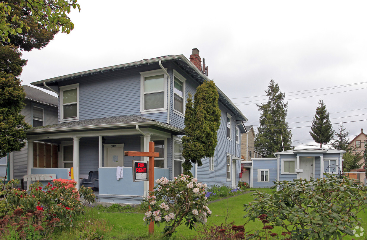 Primary Photo - 2305-2307 Colby Ave