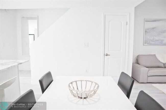 Foto del edificio - 836 Jeffery St