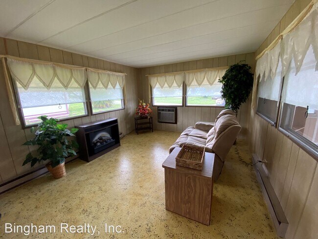 Foto del edificio - 2 br, 1 bath House - 6438 New York Street