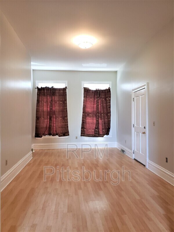 Foto del edificio - 1533 Brighton Pl