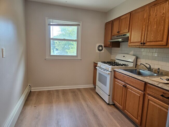 Foto del edificio - 519 Boonton Ave