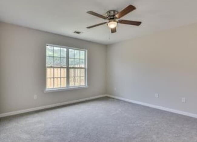 Building Photo - 1133 Bison Way