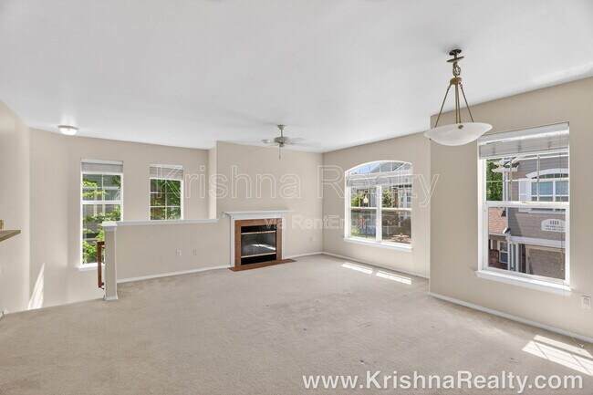 Foto del edificio - 1175 NE 64th Ln