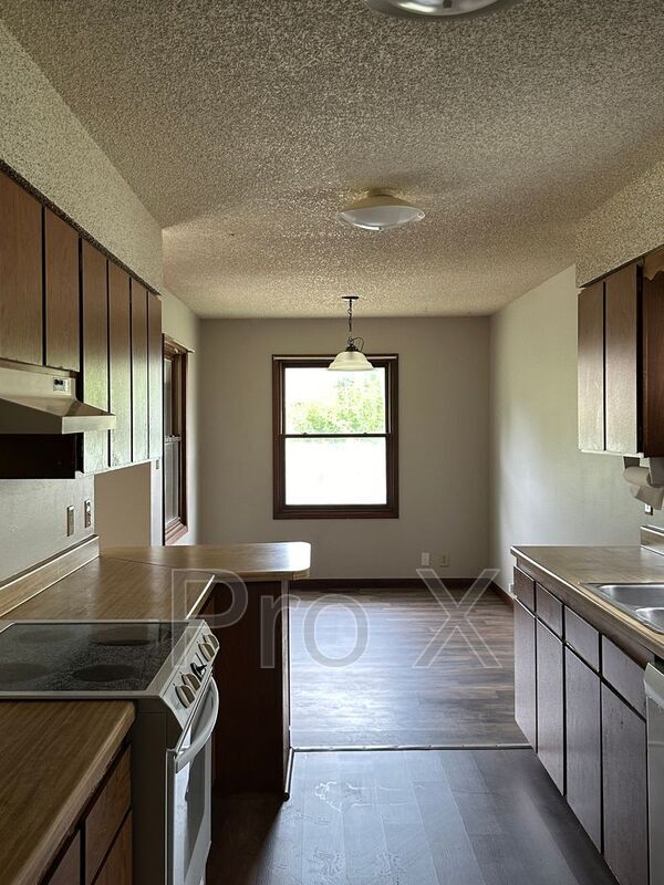 Foto del edificio - 555-557 Scott St