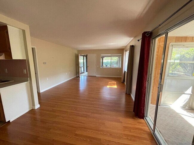 Building Photo - 16753 Meandro Dr