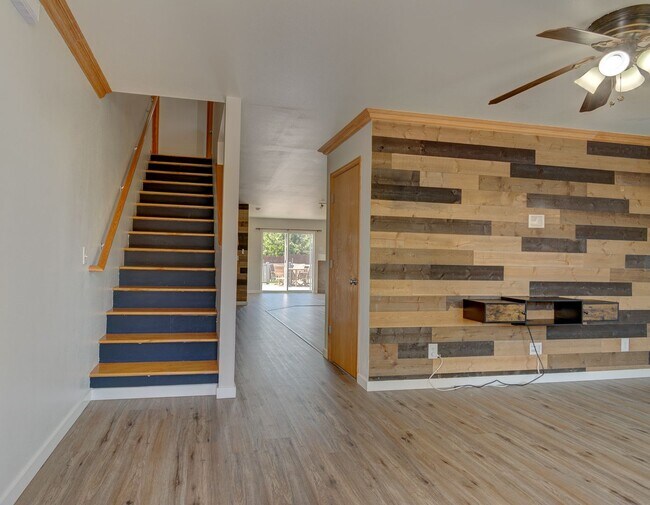 Foto del edificio - 23 SW Eston Ct