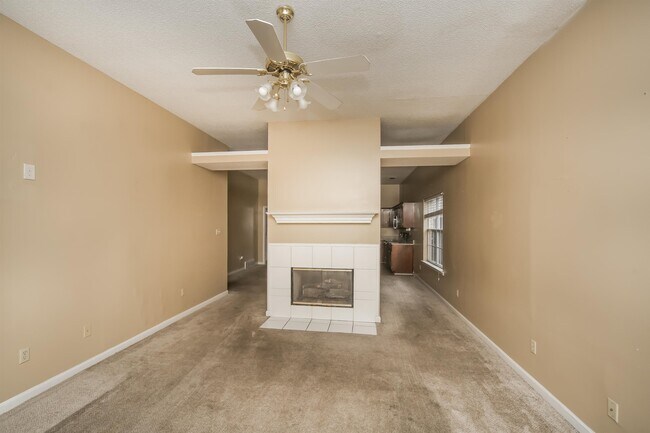 Foto del edificio - 1036 Dusty Ln