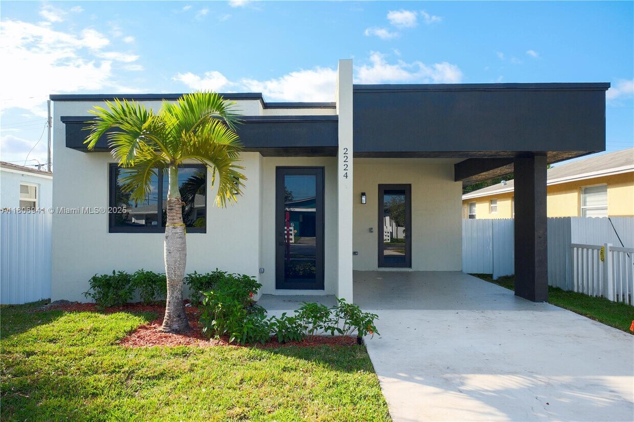 Foto principal - 2224 Hope St