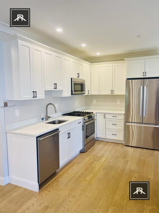 Primary Photo - 4 bedroom in Allston MA 02134