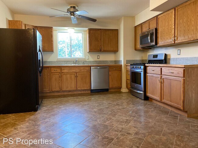 Building Photo - 3 br, 2 bath House - 13208 Westview Ave NE
