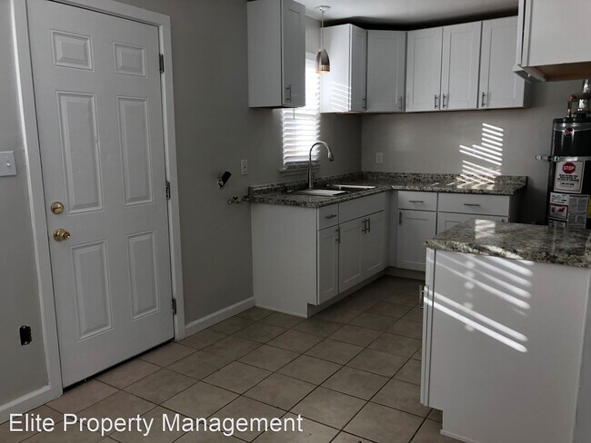 Foto del edificio - 2 br, 1 bath House - 217 N Helena St.