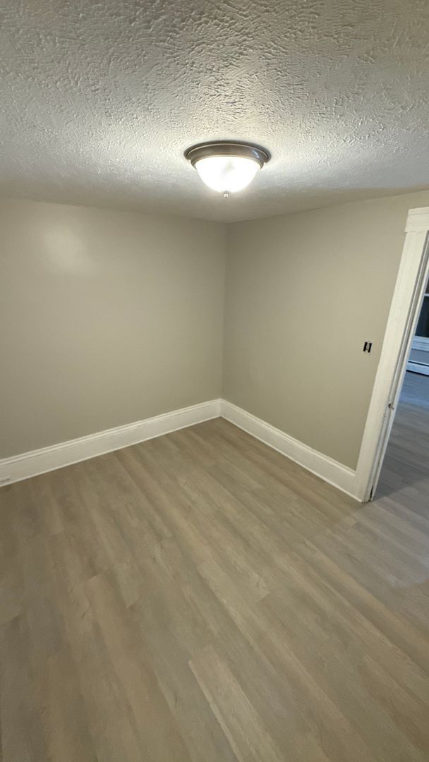 Foto del edificio - 7812 Elton Ave