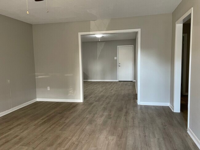 Foto del edificio - 306 S Fulton St