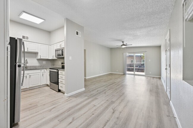 Foto del edificio - Cornell Apartments