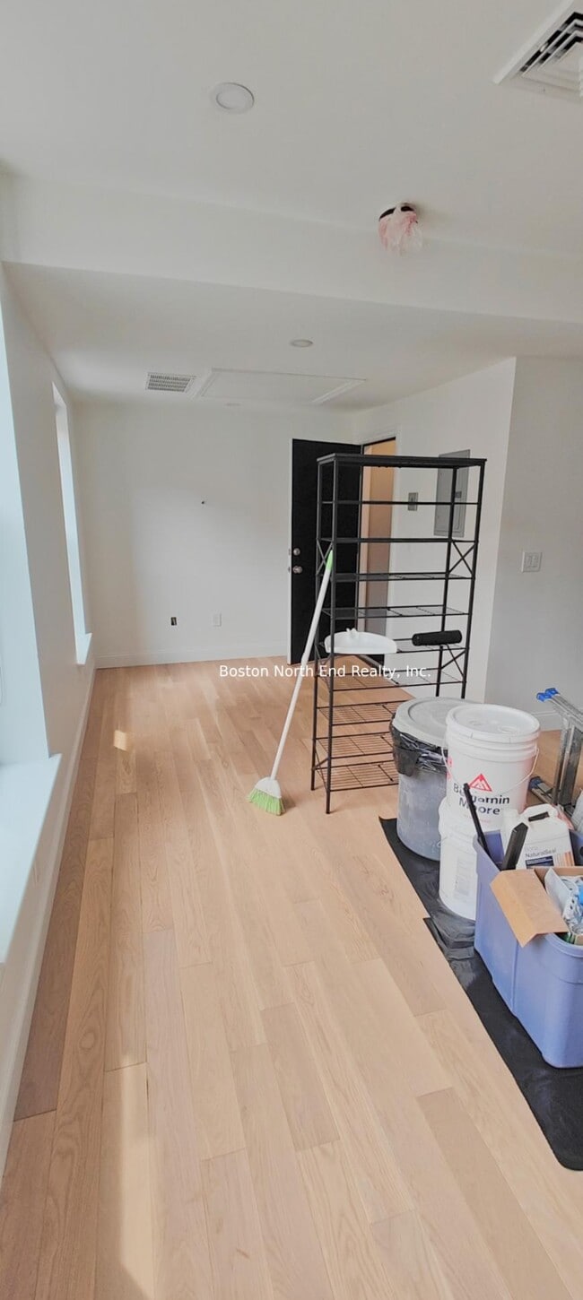 Building Photo - 0 bedroom in Boston MA 02113