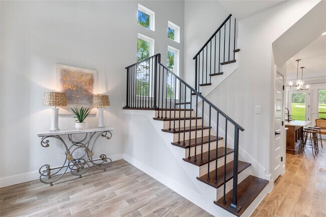 Building Photo - 243 Hide-A-Away Dr