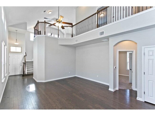 Building Photo - 9802 Tanglemede St