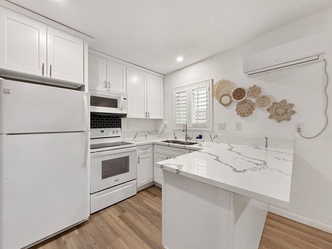 Foto del edificio - 39572 Armfield Ave