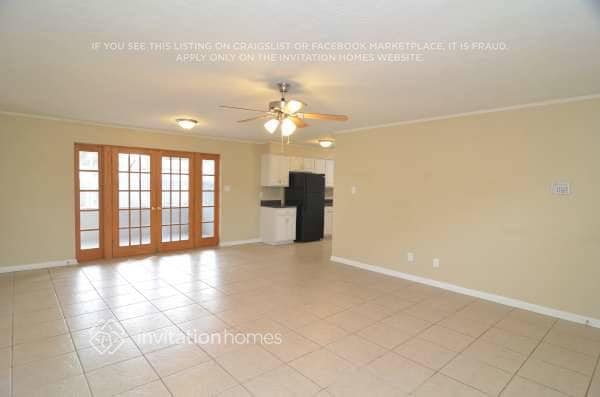 Building Photo - 1071 Nolan Dr S