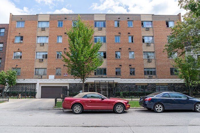 Foto principal - 5841 N Winthrop Ave
