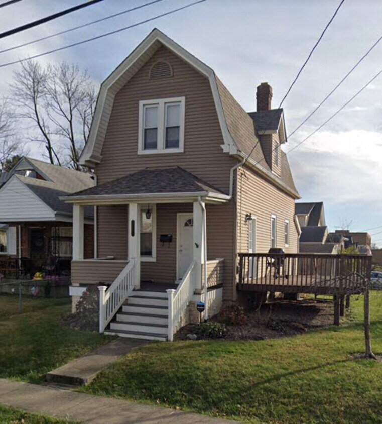 Front of house - 4029 Superior Avenue