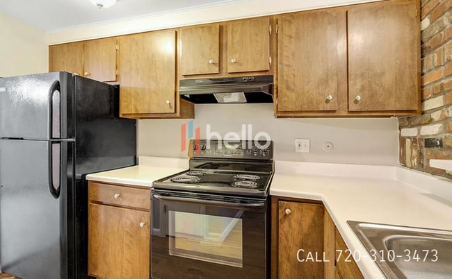 Building Photo - 10 S Sherman St