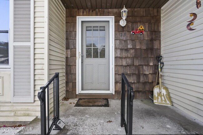 Foto del edificio - 28 Milford Ave