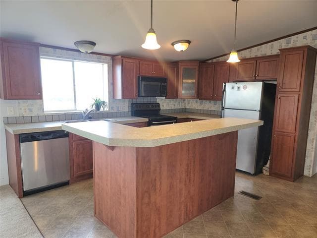 Building Photo - 134 CR 640