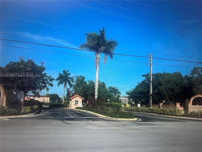 Foto del edificio - 8710 SW 3rd St