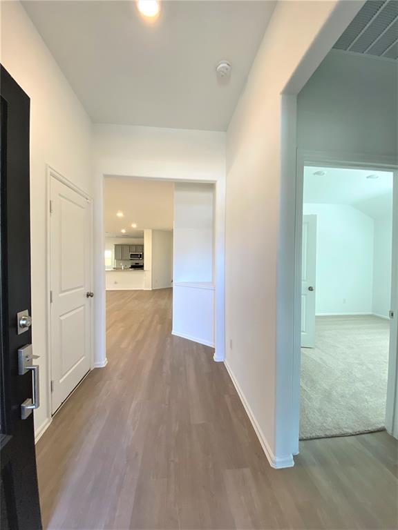 Foto del edificio - 3815 Rock Ledge Dr