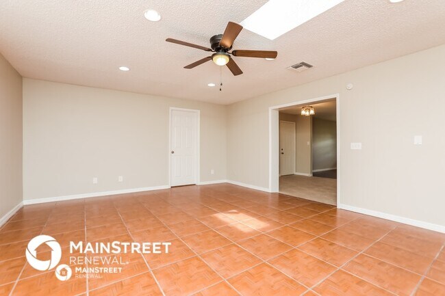Foto del edificio - 8235 Gershwin St