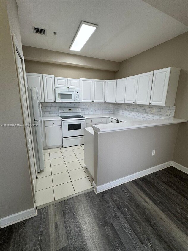 Foto principal - 4331 SW 160th Ave