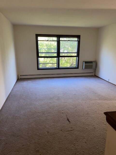 Foto del edificio - 4080 S 65th St