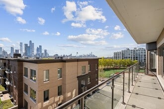 Building Photo - 100 Eton Row