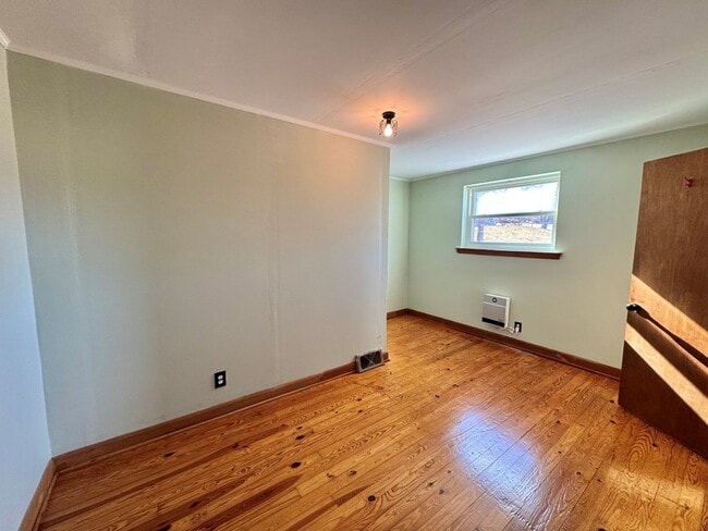 Foto del edificio - 2067 Castleton Rd