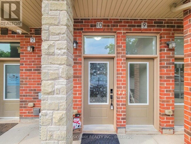 Building Photo - 5014 Serena Dr