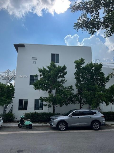 Foto del edificio - 10229 NW 64th Terrace