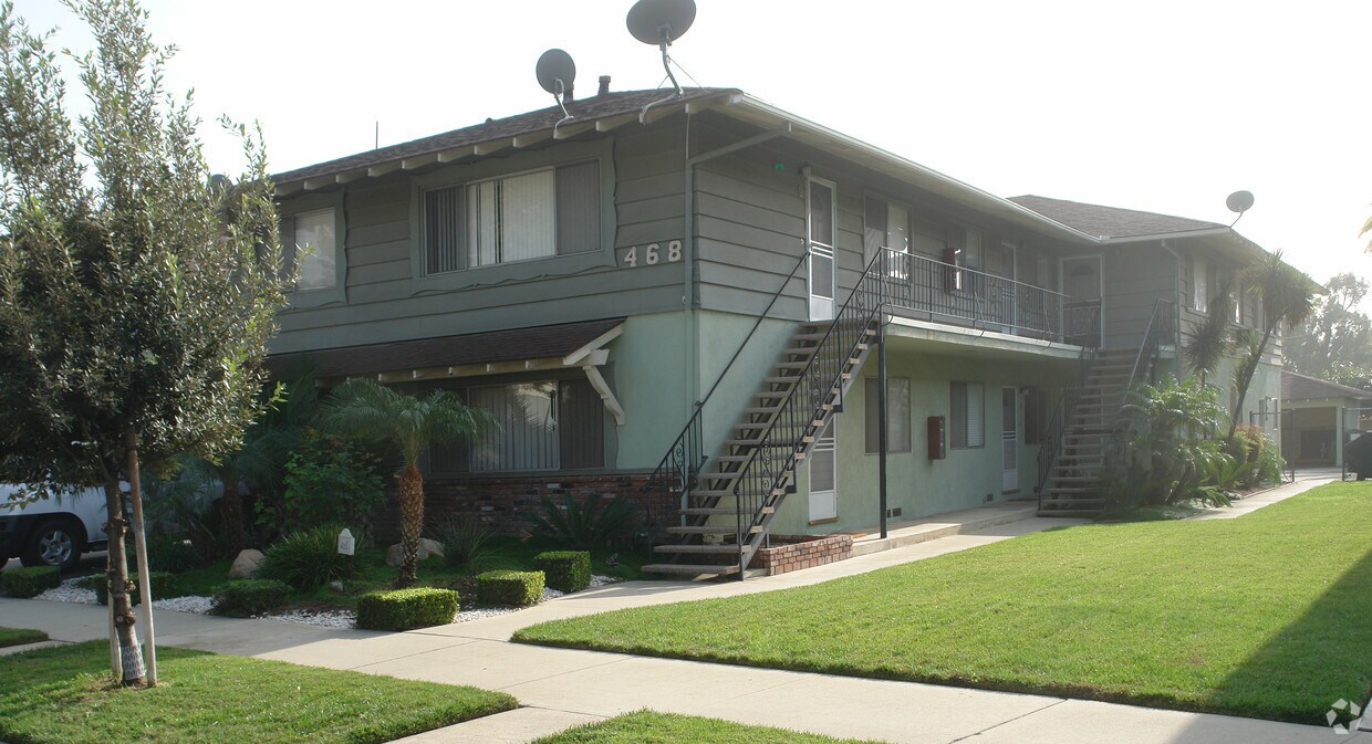 Primary Photo - 468 E Algrove St