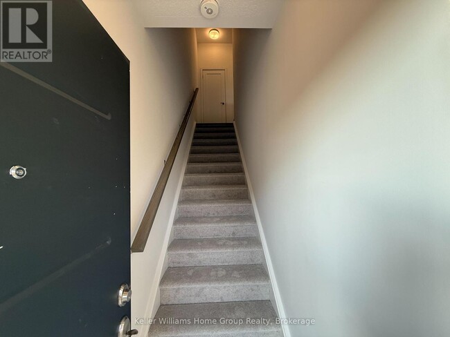 Photo du bâtiment - 940-940 St David St N