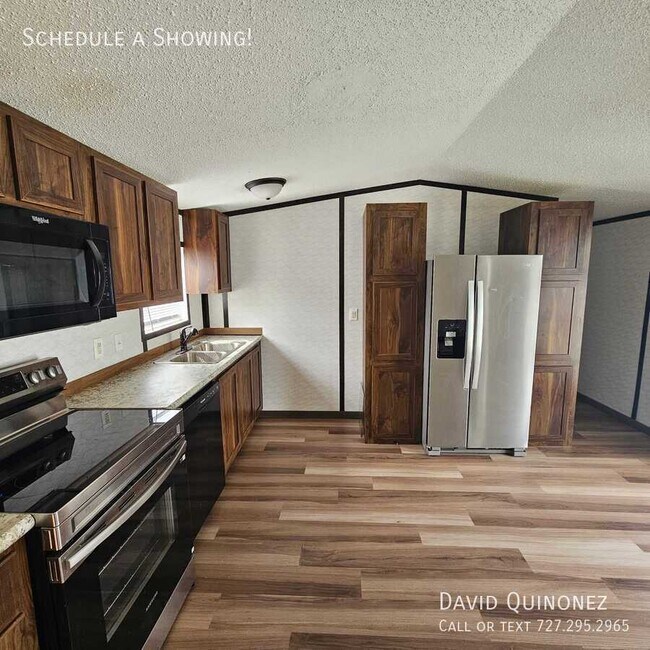 Foto del edificio - 4614 E Old Trail Rd